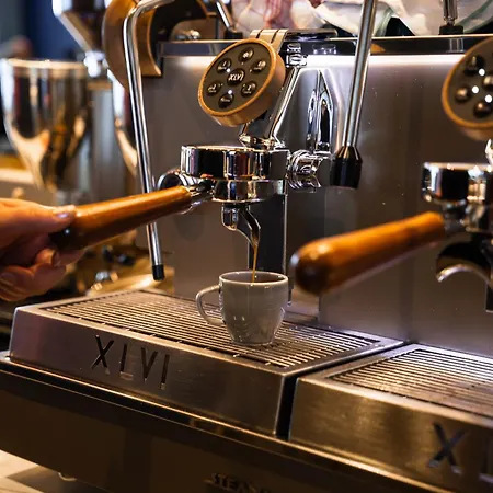 Goldstueck - Adults Only 4*