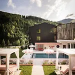 Goldstueck - Adults Only 4*