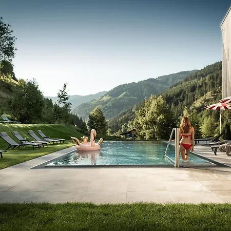 Hotel Goldstueck - Adults Only Saalbach-Hinterglemm